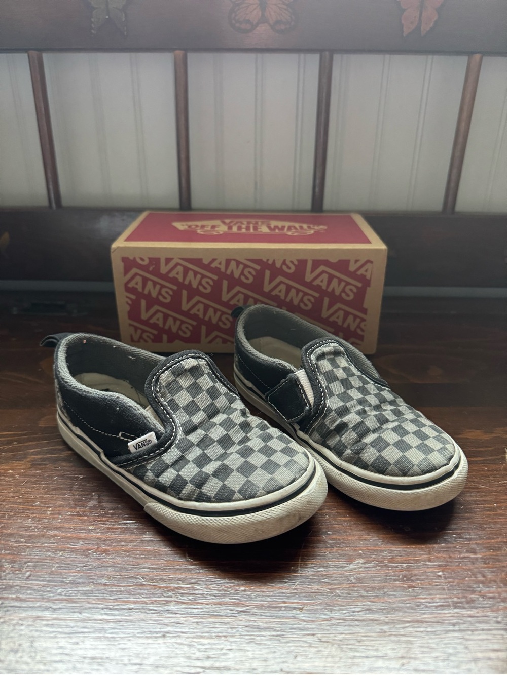 Vans Toddler Checkerboard Slip-On Sneakers - Black & Gray Sz 10